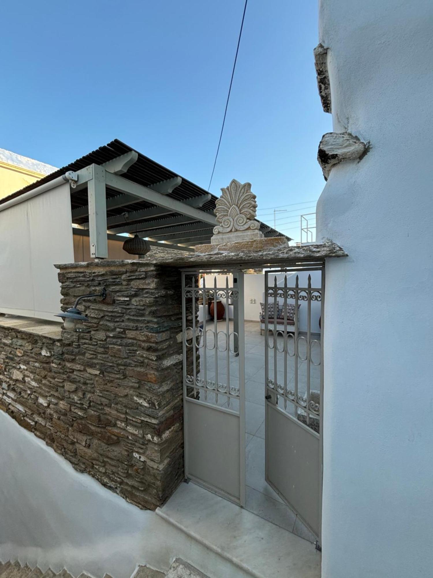 Serenity Living Platia, Tinos ภายนอก รูปภาพ